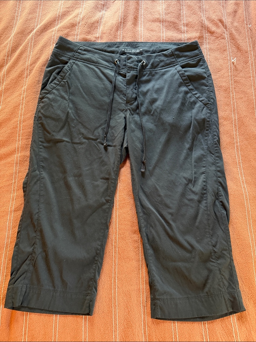 Columbia Black Women's Drawstring Capris